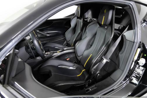 2021 Ferrari SF90 Stradale Base