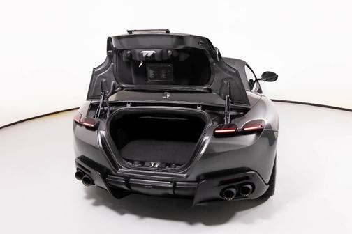 2025 Ferrari Roma Spider Base