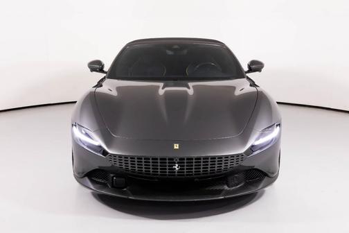 2025 Ferrari Roma Spider Base
