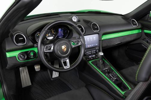 2023 Porsche 718 Spyder Base