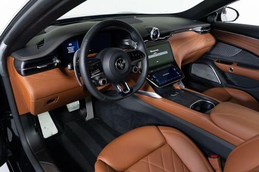 Nero 2025 Maserati GranTurismo