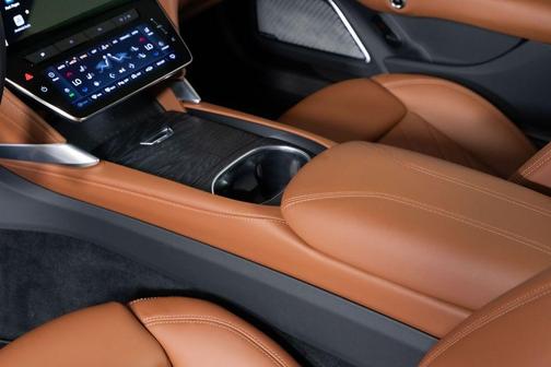Nero 2025 Maserati GranTurismo