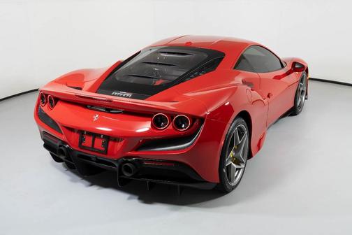 2022 Ferrari F8 Tributo Base