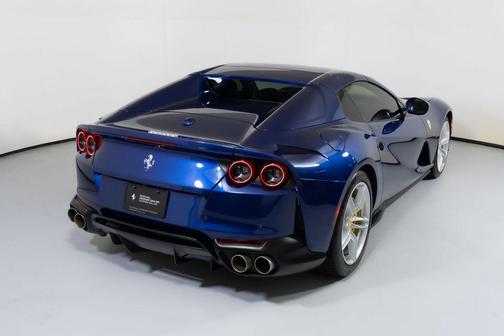 2021 Ferrari 812 GTS Base