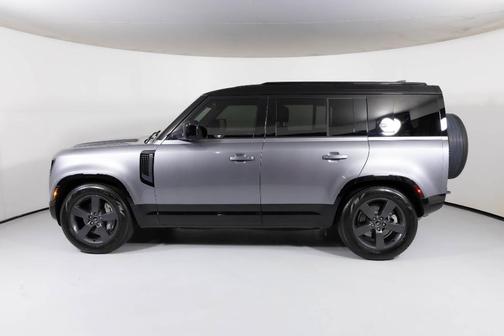 2023 Land Rover Defender 110 X-Dynamic SE