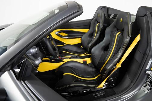 2022 Ferrari F8 Spider Base