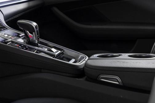 2023 Porsche Panamera GTS