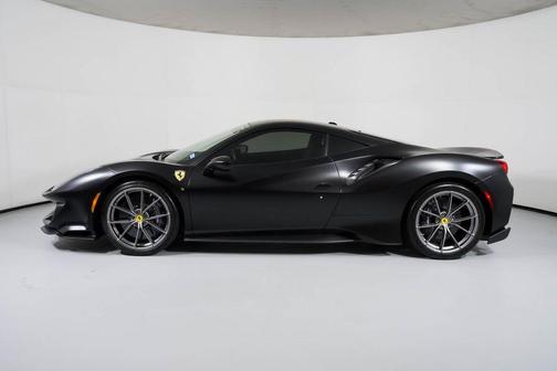 2019 Ferrari 488 Pista Base