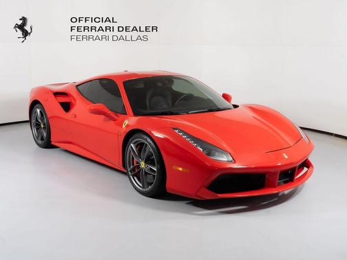 Rosso Scuderia 2017 Ferrari 488 GTB Base