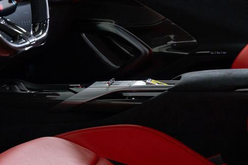 2025 Ferrari 12Cilindri Base