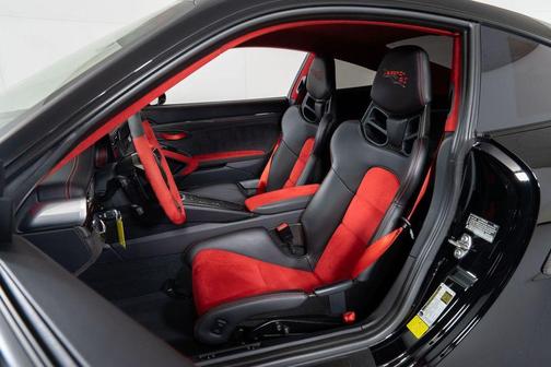 2018 Porsche 911 GT2 RS