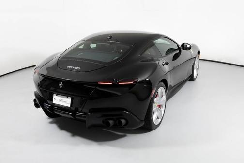 2021 Ferrari Roma Base