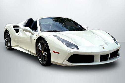 Bianco Avus 2018 Ferrari 488 Spider Base