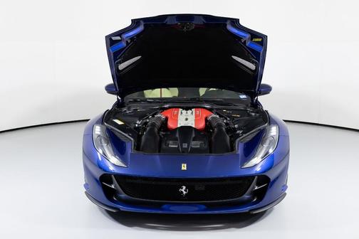 2021 Ferrari 812 GTS Base