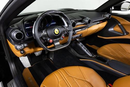 2022 Ferrari 812 GTS Base