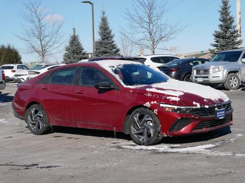 2025 Hyundai ELANTRA SEL Sport