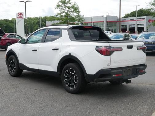 White 2023 Hyundai SANTA CRUZ SEL