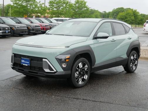 Green 2025 Hyundai KONA SEL