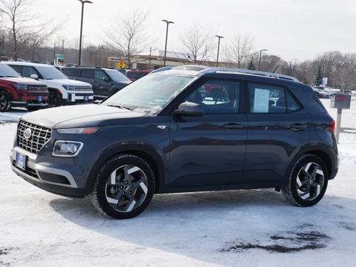 2023 Hyundai VENUE SEL