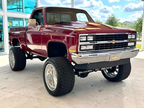 1987 Chevrolet V10 Base