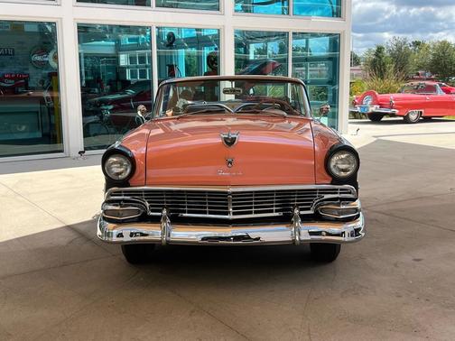 1956 Ford Sunliner Sunliner