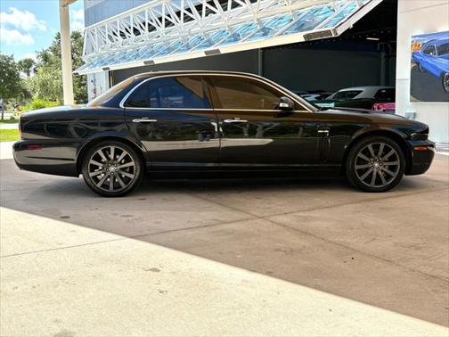 2008 Jaguar XJ Base