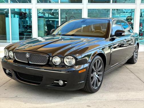 2008 Jaguar XJ Base