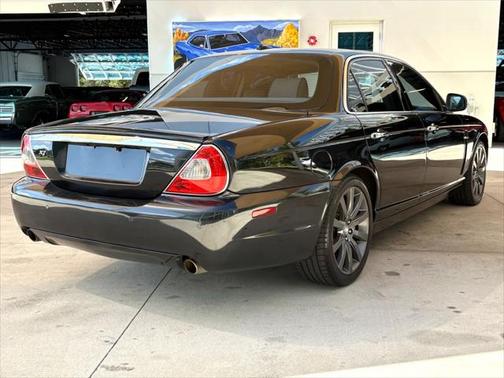 2008 Jaguar XJ Base