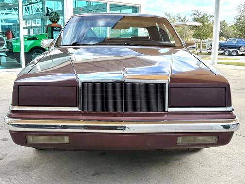 1990 Chrysler New Yorker Fifth Avenue