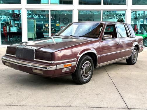 1990 Chrysler New Yorker Fifth Avenue
