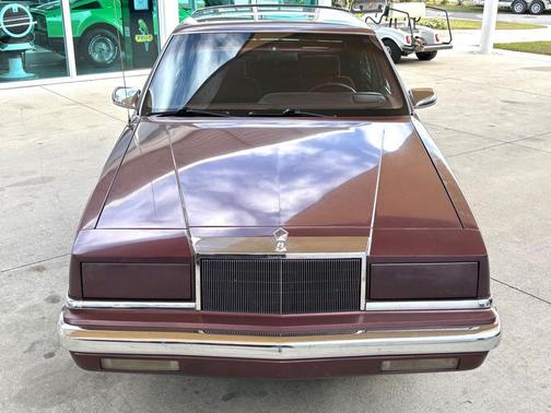 1990 Chrysler New Yorker Fifth Avenue