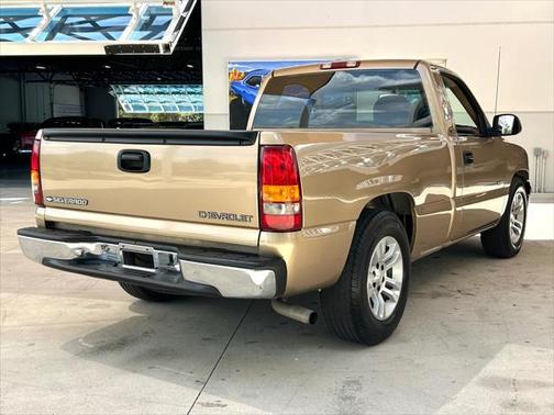 2000 Chevrolet Silverado 1500 LS
