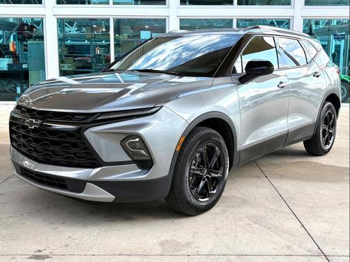 Sterling Gray Metallic 2024 Chevrolet Blazer 2LT
