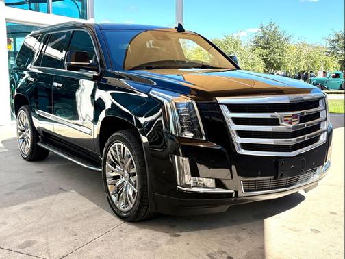 2019 Cadillac Escalade Luxury
