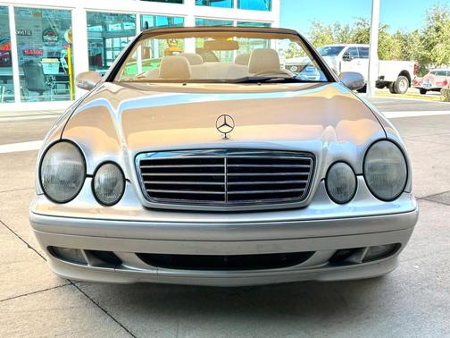 2000 Mercedes-Benz CLK-Class 320 Cabriolet