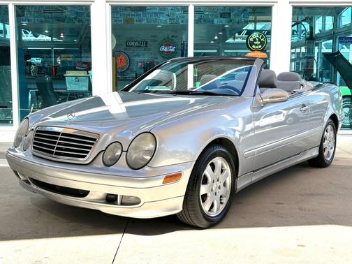 2000 Mercedes-Benz CLK-Class 320 Cabriolet