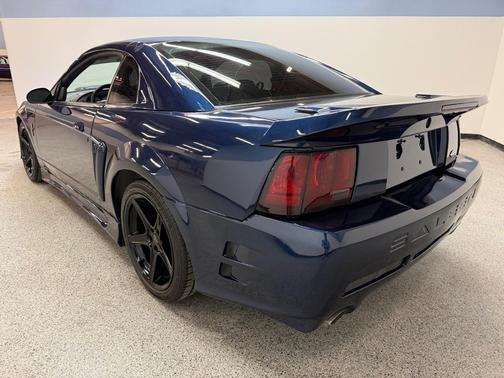 2001 Ford Mustang GT