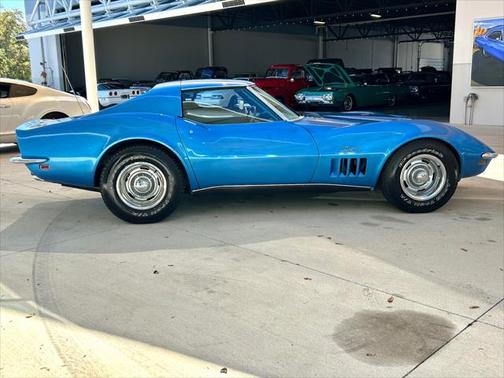 1969 Chevrolet Corvette Base