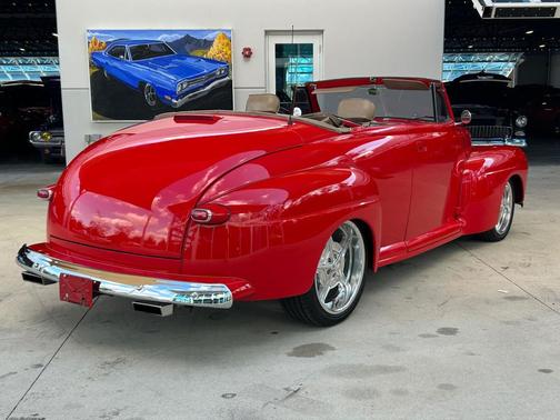 1947 Ford Deluxe Base