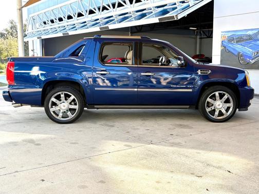 2013 Cadillac Escalade EXT Premium