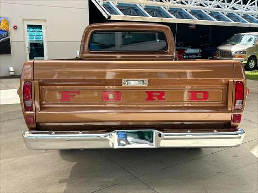 1972 Ford F100 Base