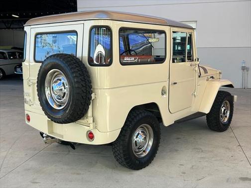 1970 Toyota Land Cruiser Base