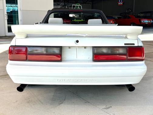 1993 Ford Mustang LX 5.0L
