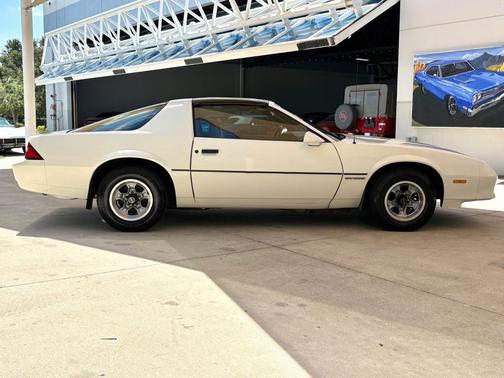 1985 Chevrolet Camaro Base