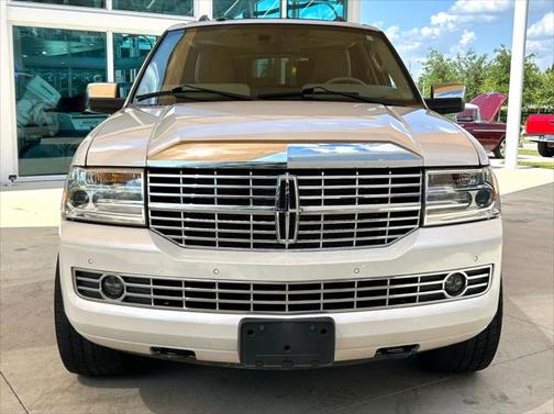 2014 Lincoln Navigator Base