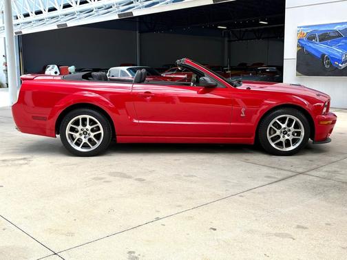 Red 2006 Ford Mustang GT