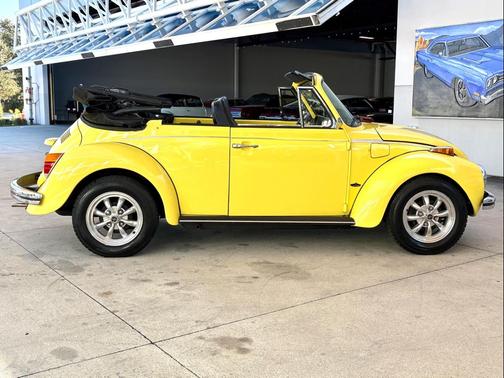 1973 Volkswagen Super Beetle Base