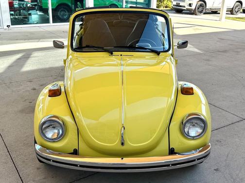 1973 Volkswagen Super Beetle Base