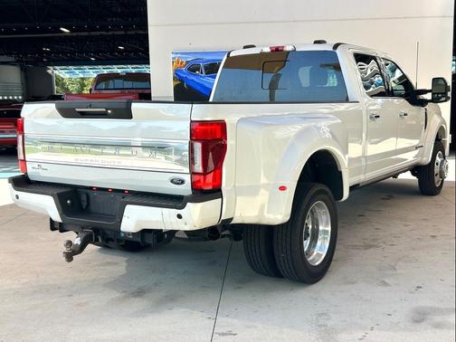 2022 Ford F-450 Platinum