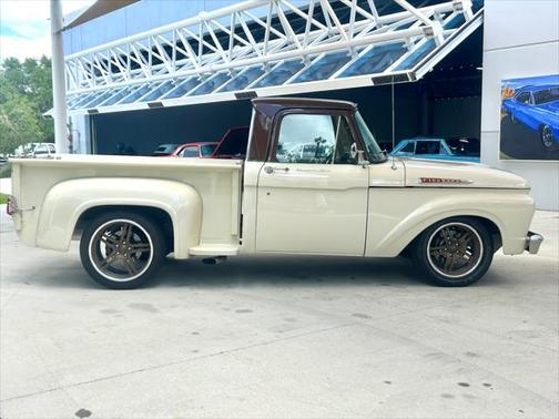 1962 Ford F100 Base